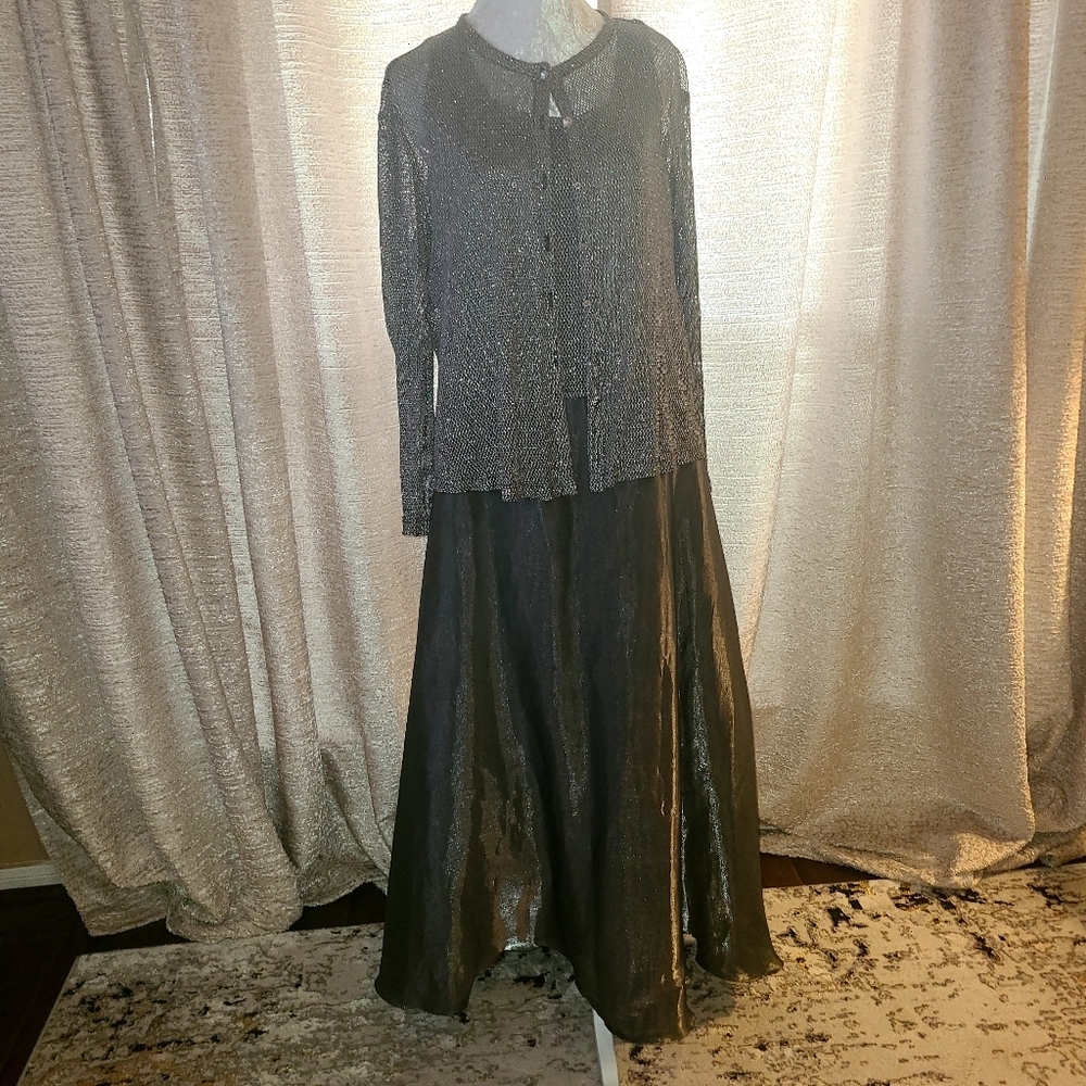 Cachet Silver Mesh And Satin Maxi 2pc  Dress - Picture 12 of 12